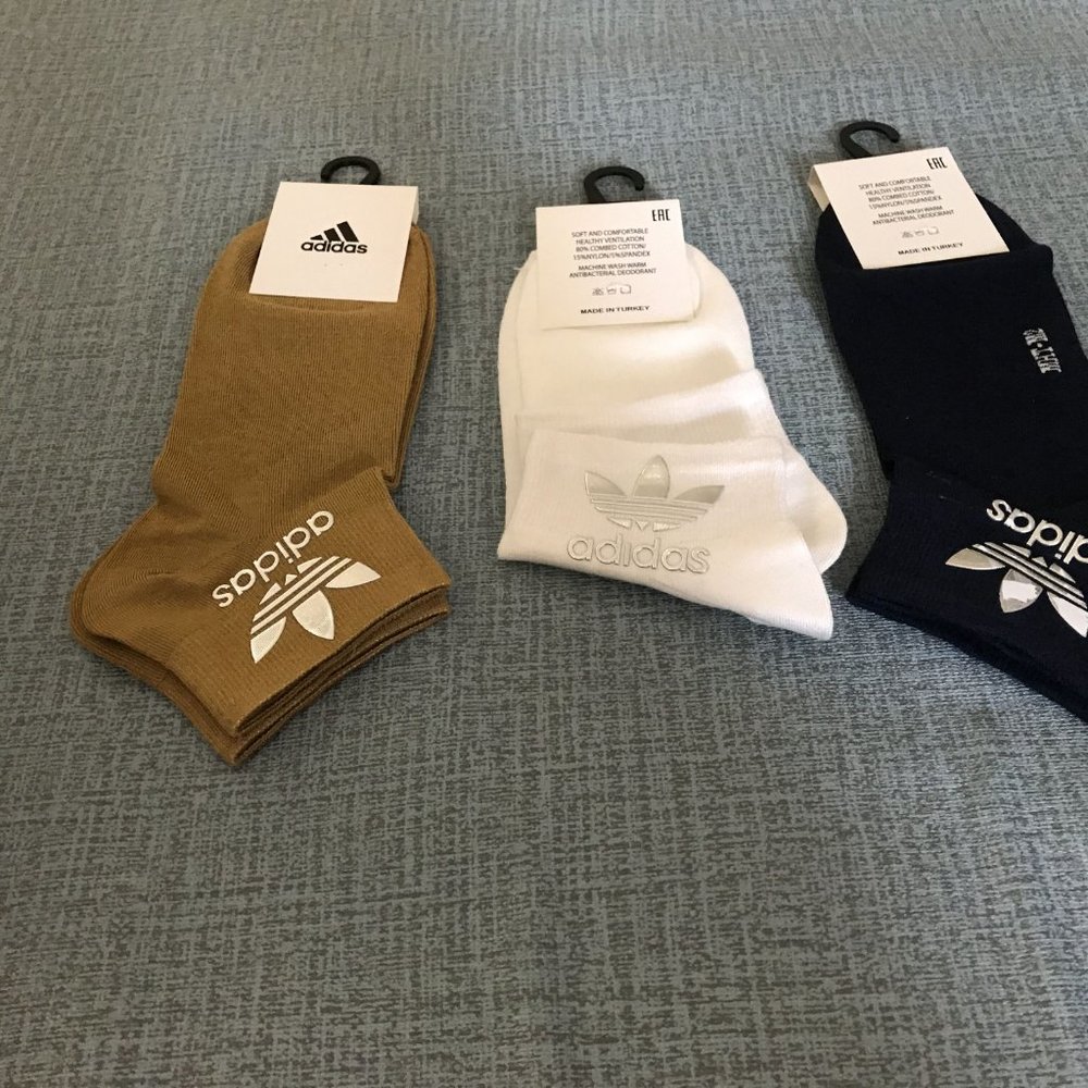 Adidas yellow white blue socks - Picture 3 of 3